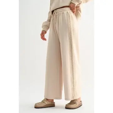 (PREORDER) Cable Knit Trim Lounge Set
