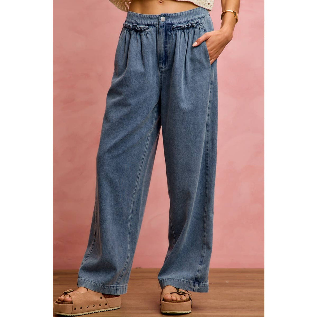 Ruffled Elastic Wide Leg Pant