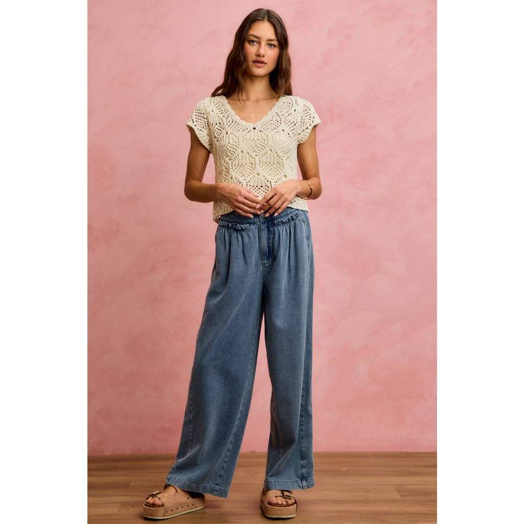 Ruffled Elastic Wide Leg Pant