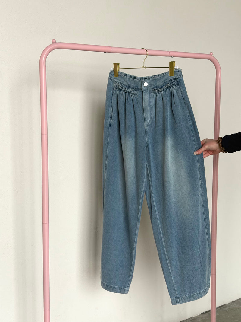 Ruffled Elastic Wide Leg Pant